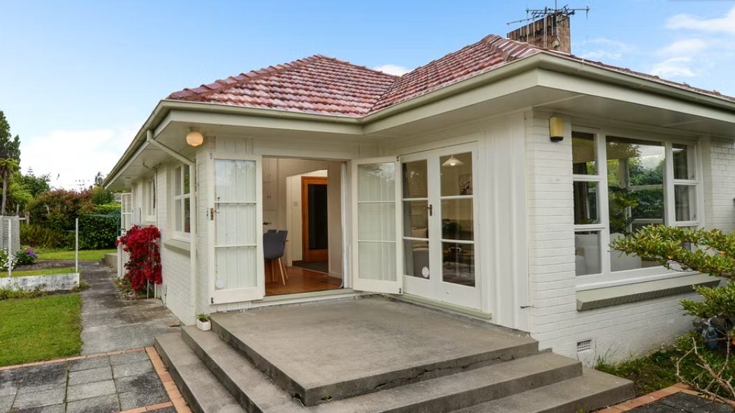 394 Ulster Street, Beerescourt, Hamilton - Carousel 1