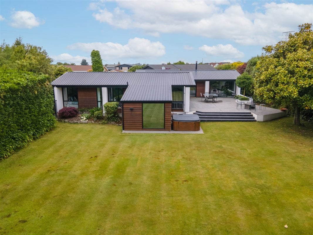94 Mountain View Road, Glenwood, Timaru - Carousel 16