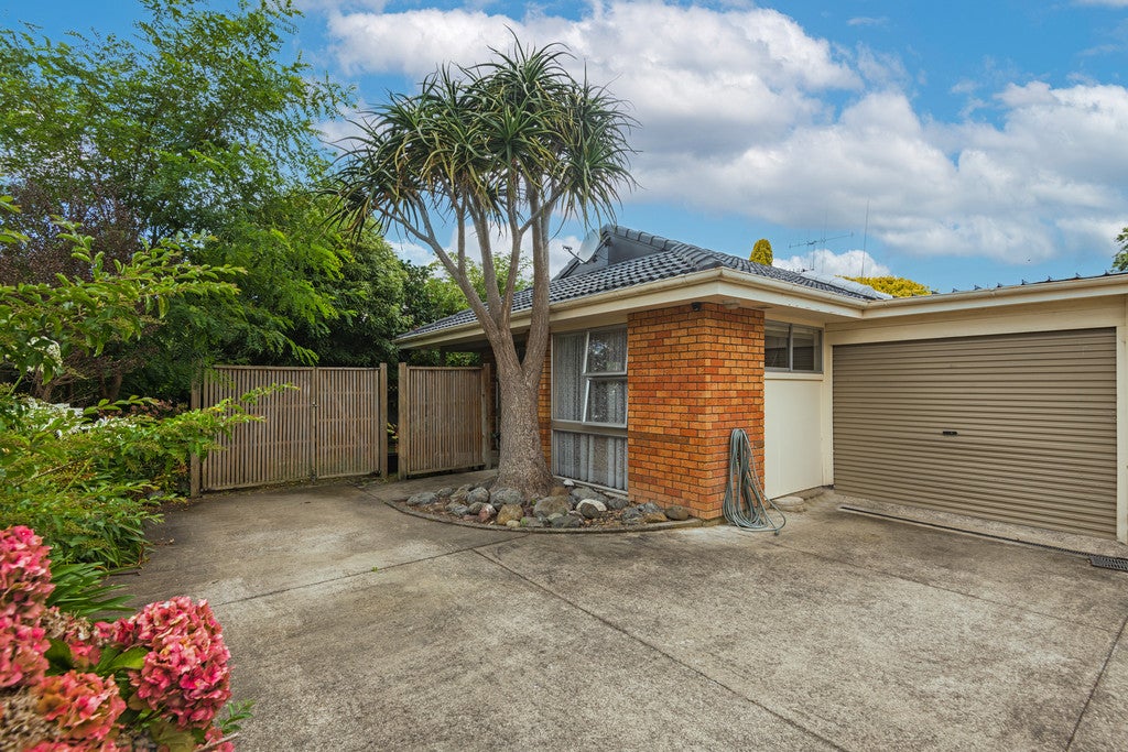 7 Brightwater Terrace, Terrace End, Palmerston North - Carousel 1