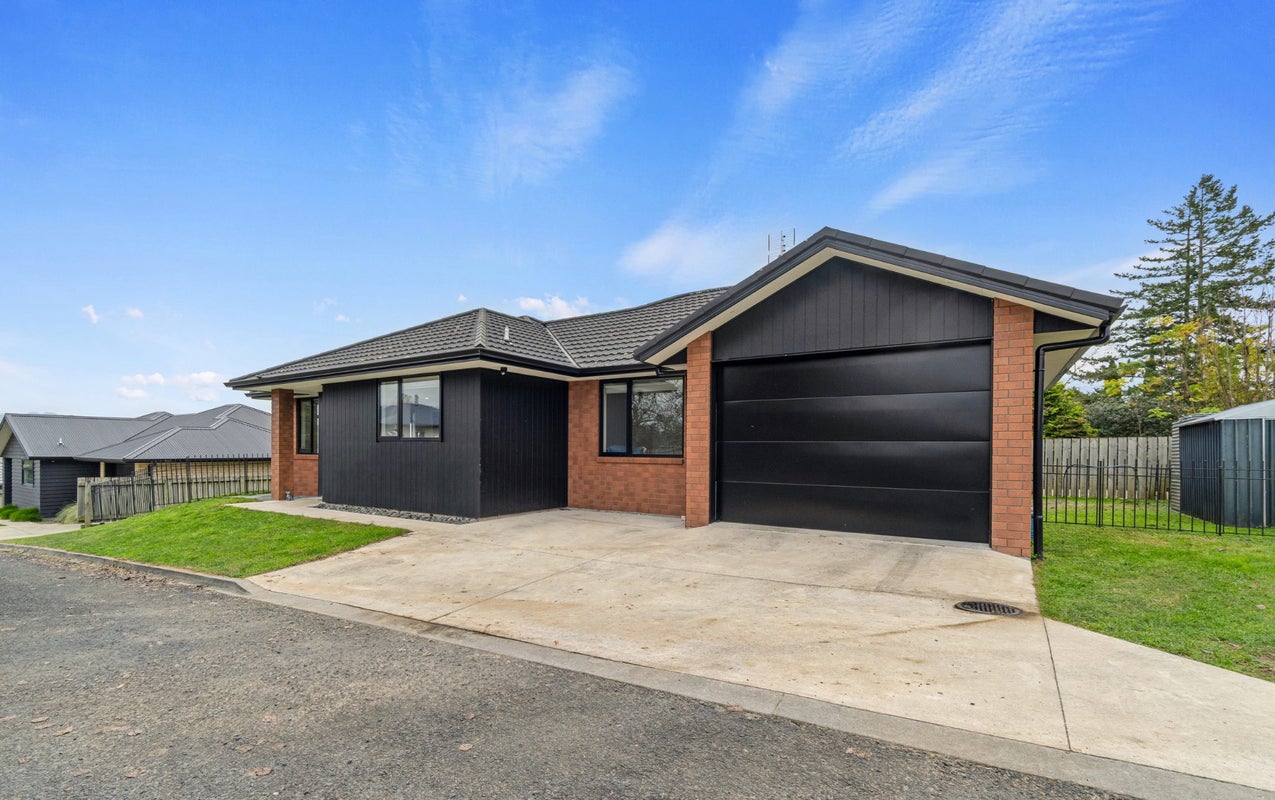9C Haultain Street, Kihikihi, Waipa, Waikato - Carousel 1
