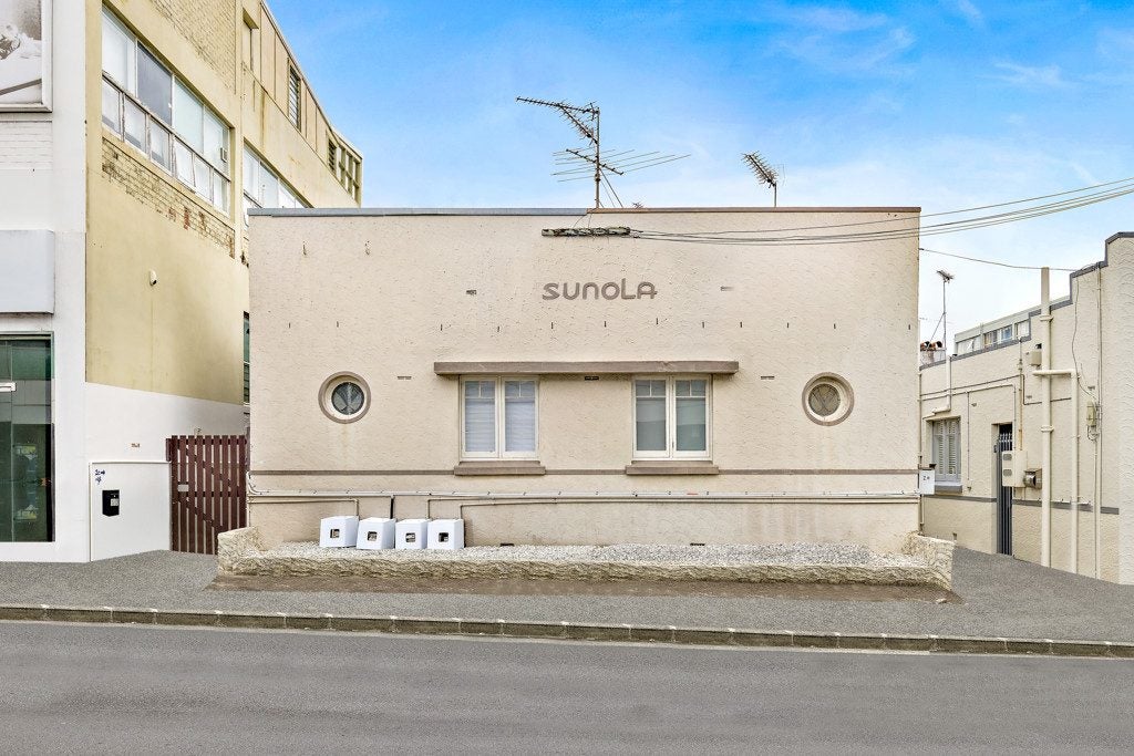 1/2 Railway Street, Newmarket, Auckland - Carousel 1