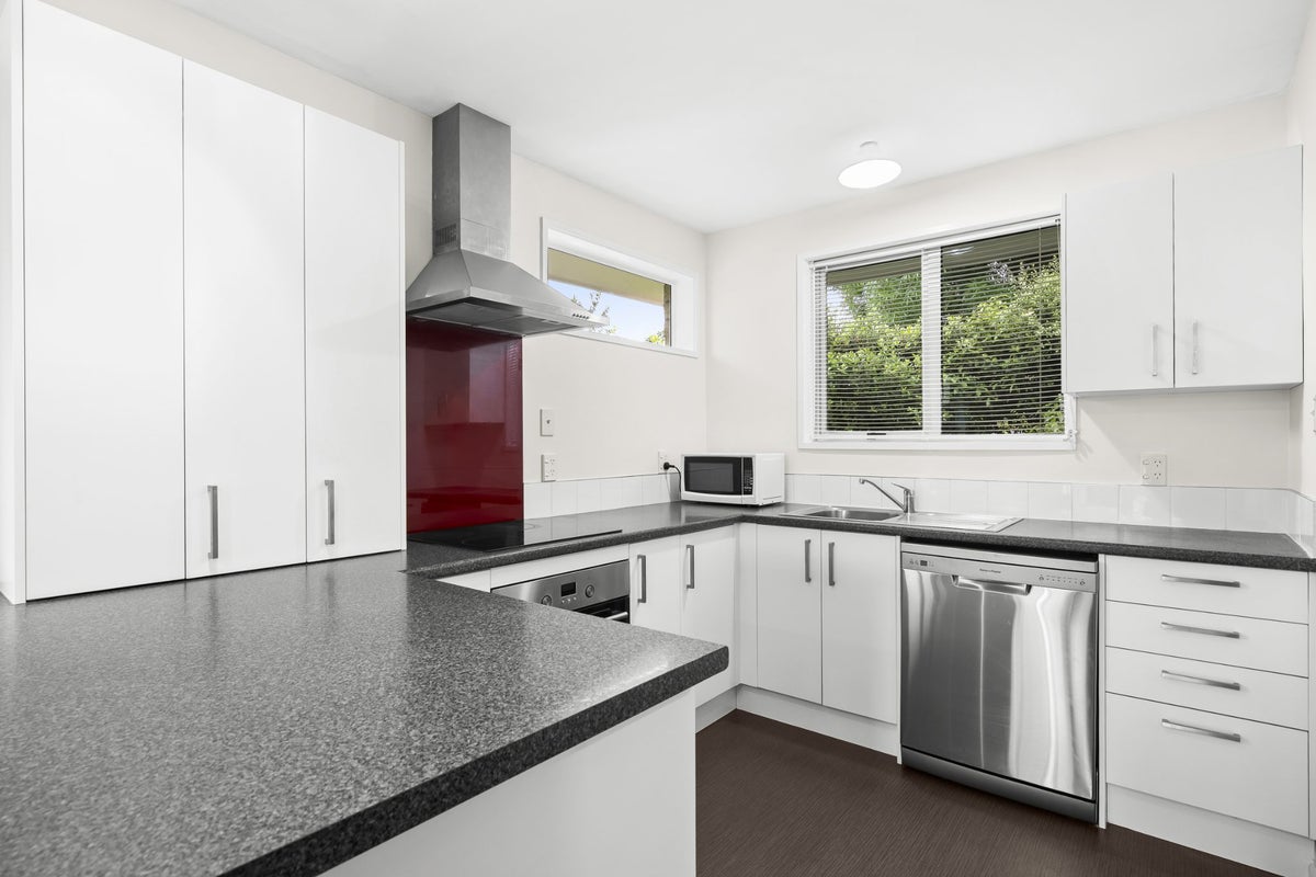 1/177a GRIMSEYS ROAD, Redwood, Christchurch - Carousel 2