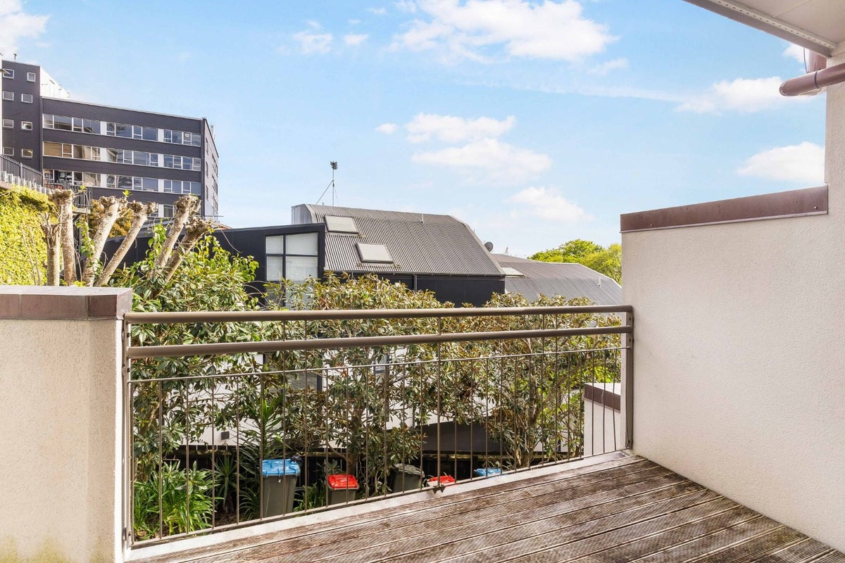 4/300 Parnell Road, Parnell, Auckland - Carousel 2