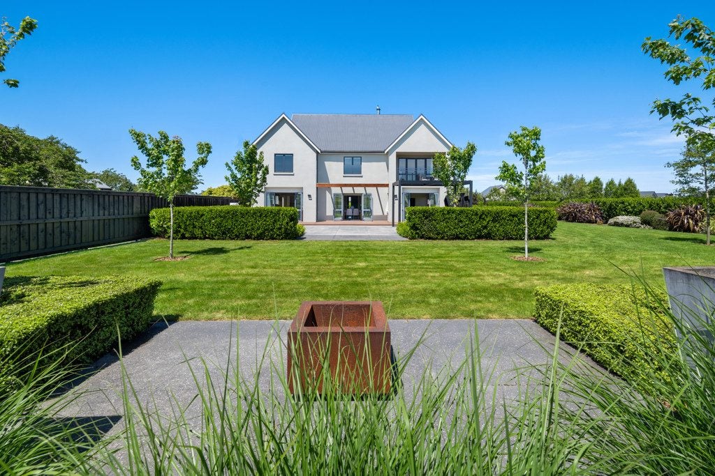 8 Riverstone Drive, Riverstone Terraces, Upper Hutt - Carousel 1