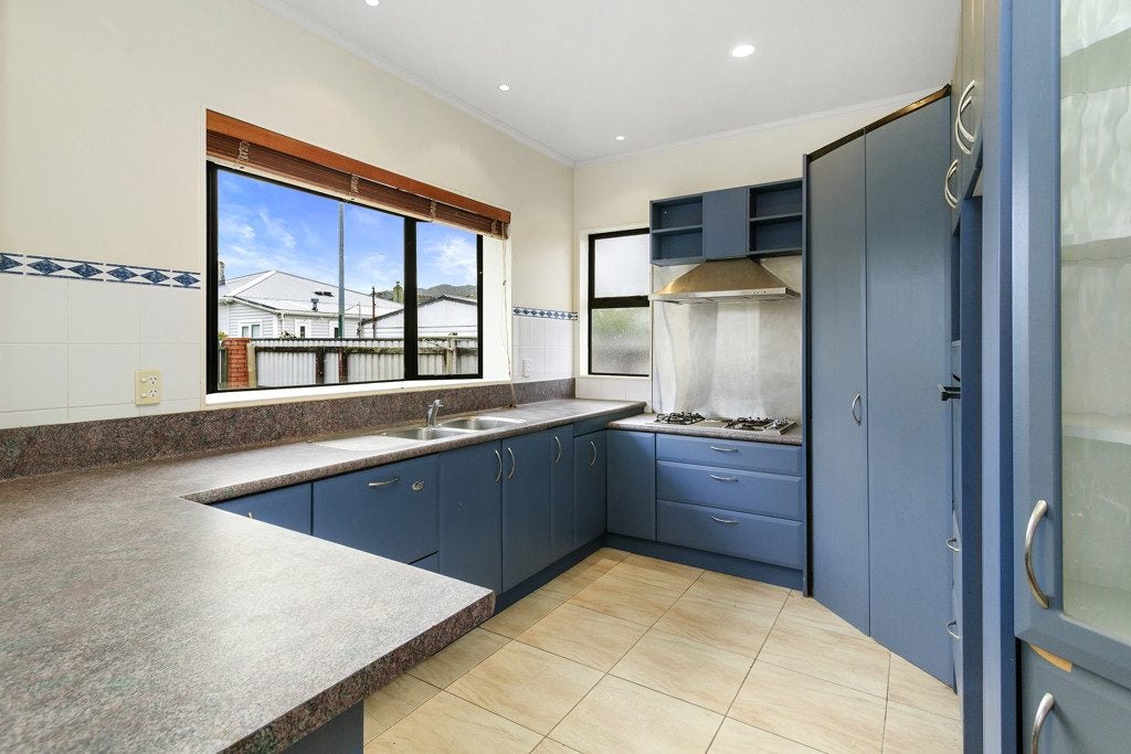A/26 Cottle ST, Avalon, Lower Hutt - Carousel 2