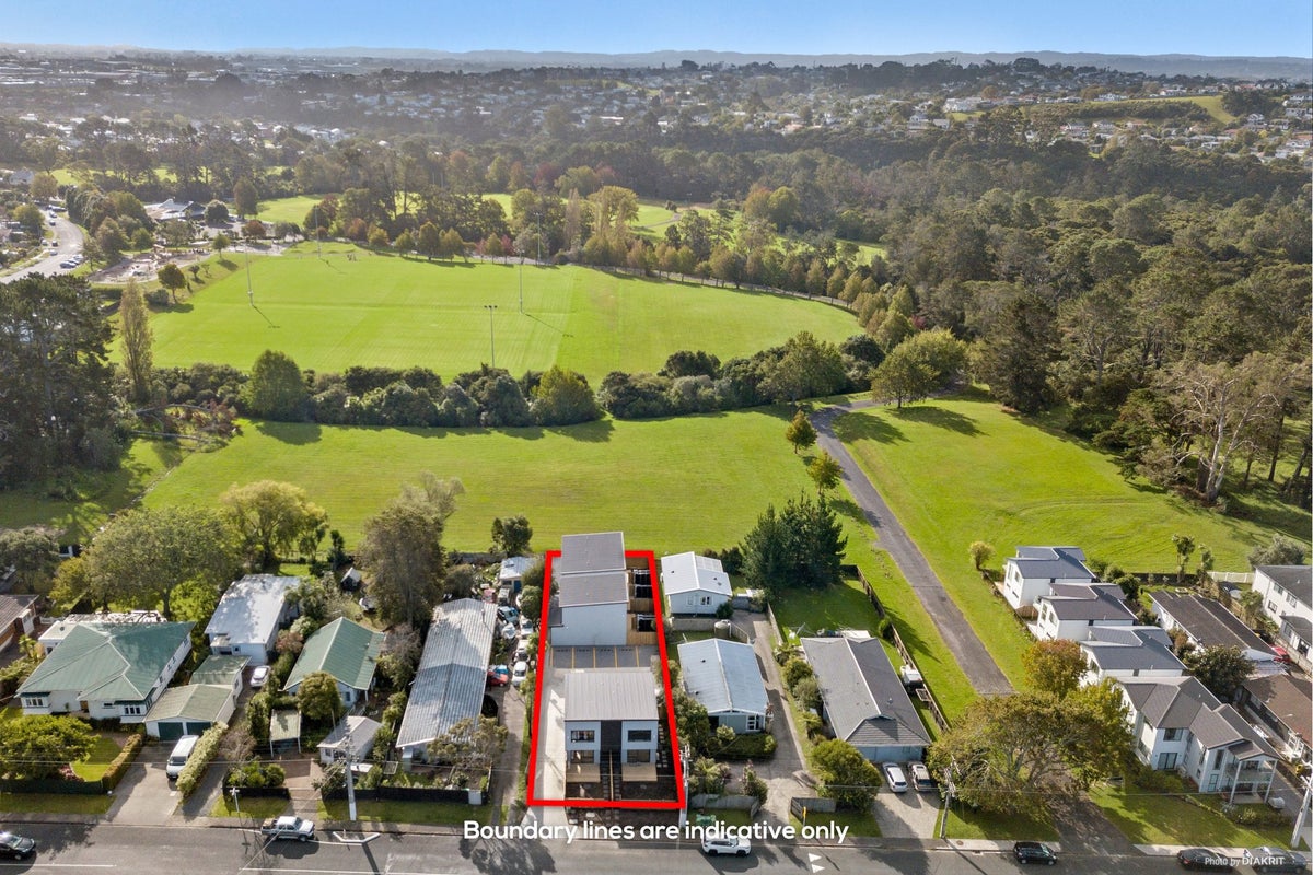 3/314 Royal Road, Massey, Auckland - Carousel 1