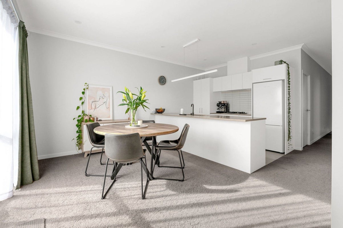 30B Yanicks Crescent, Fitzroy, Hamilton - Carousel 2
