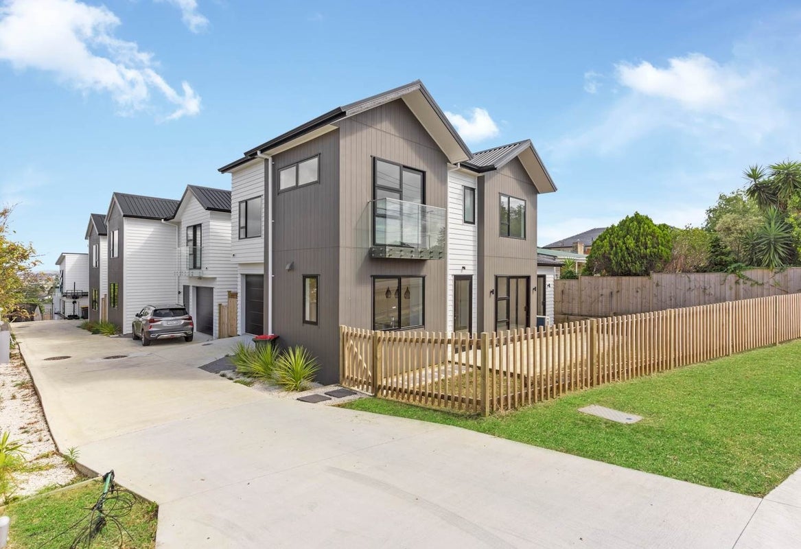 54C Bleakhouse Road, Howick, Auckland - Carousel 1