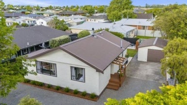 15A Barratt Street, Blenheim, Blenheim - Carousel 1