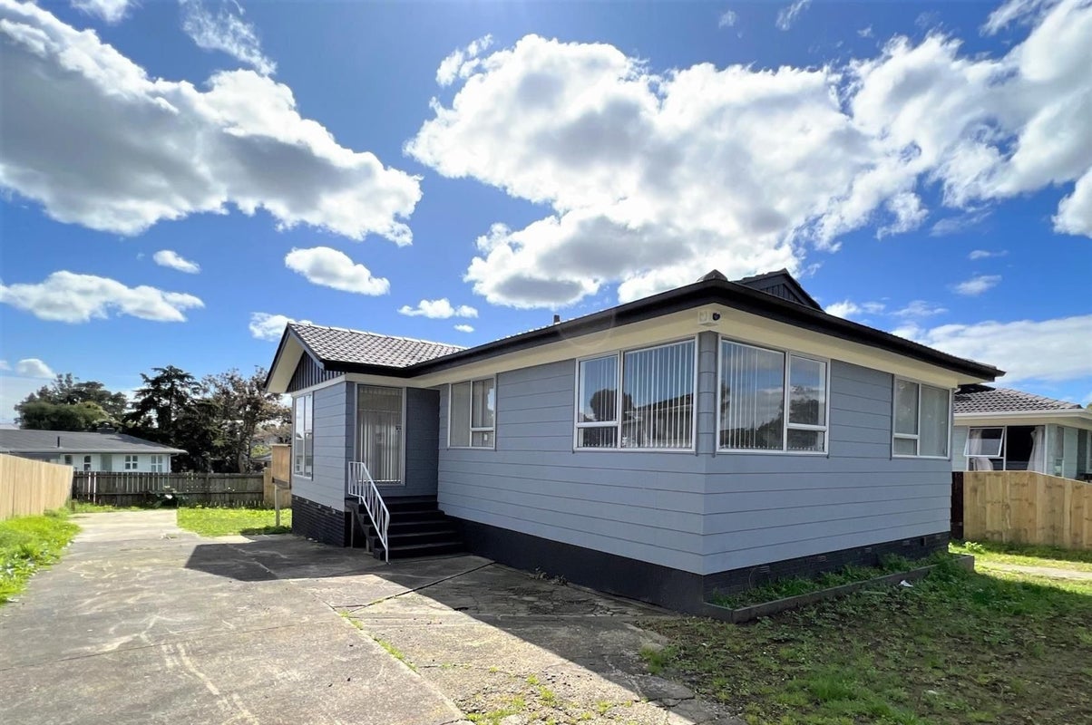 25 Burbank Avenue, Manurewa, Auckland - Carousel 1