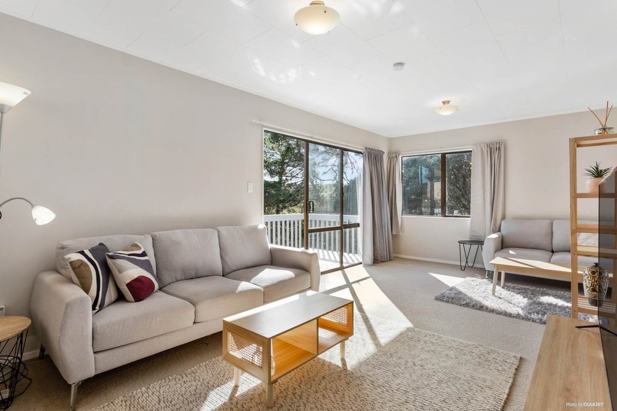 6 Ramonda Close, Bayview, Auckland - Carousel 2