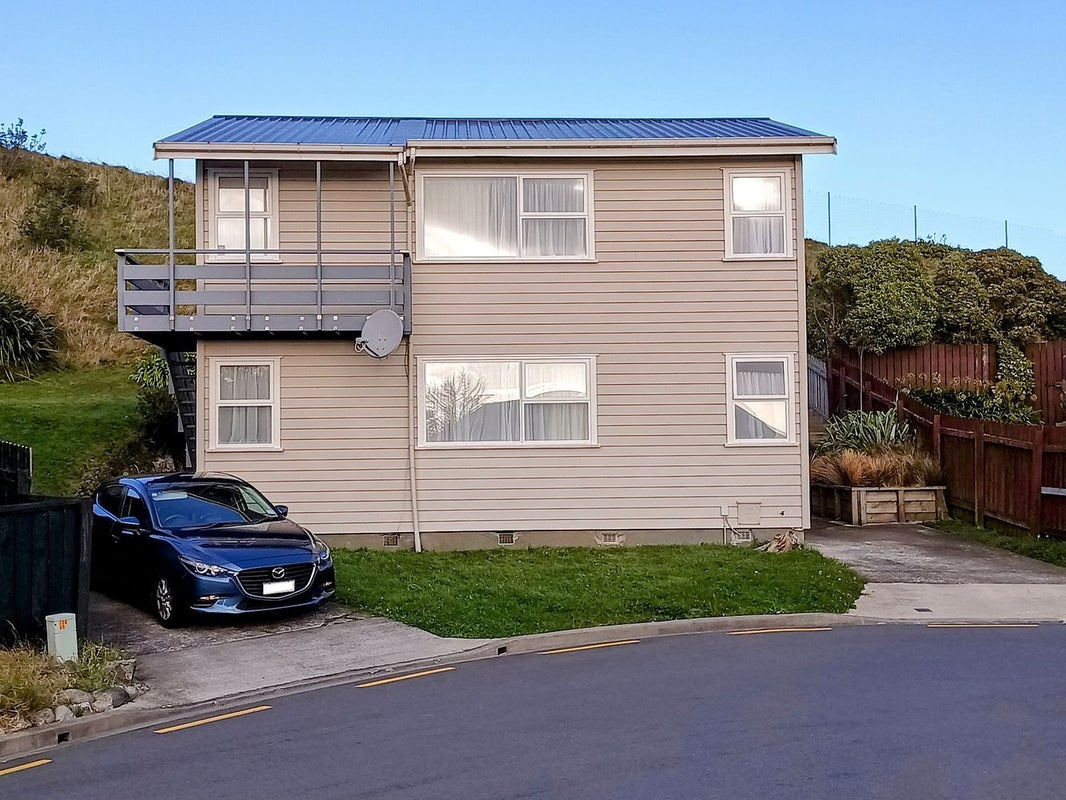 43 Edgecombe Street, Newlands, Wellington - Carousel 1