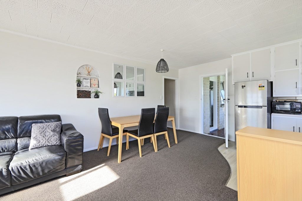 3/209 Nikau Street, Saint Leonards, Hastings - Carousel 1