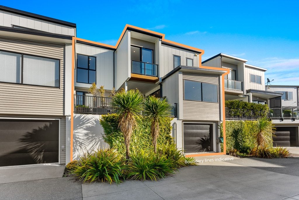 4 Marine Parade, Hobsonville, Auckland - Carousel 2