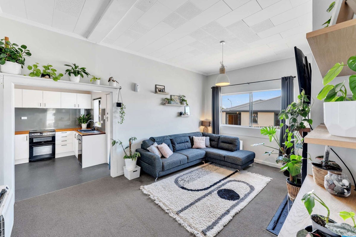 106 Church Street, Seaview, Timaru - Carousel 1