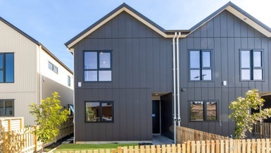 8 Kiekie Street, Westgate, Auckland - Carousel 1