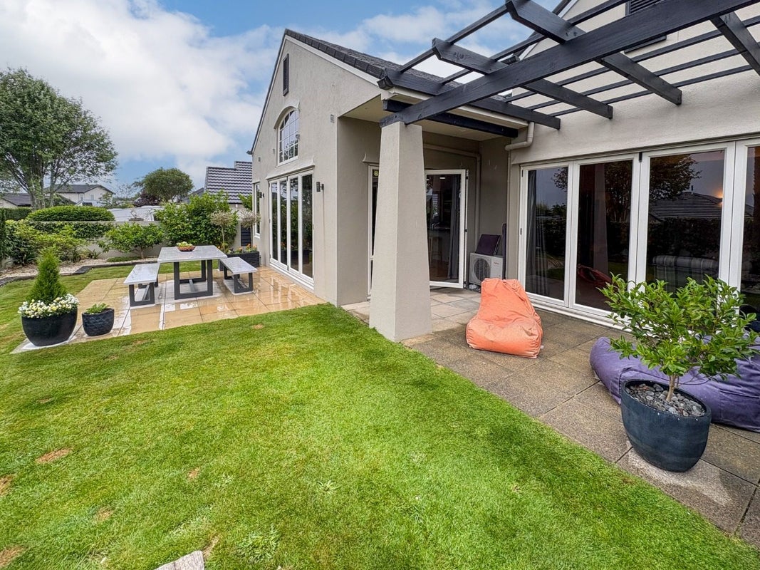 3 Hayward Rise, Owhata, Rotorua - Carousel 2