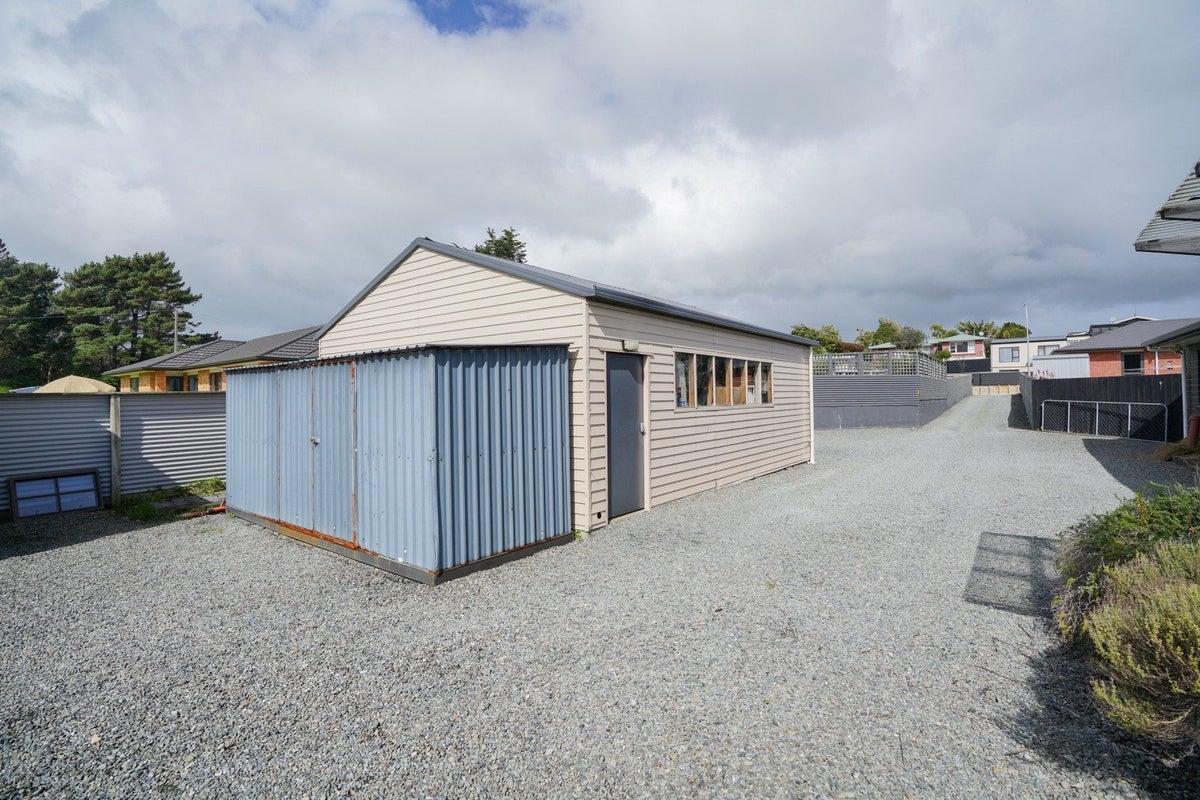 6 Medway Street, Kingswell, Invercargill - Carousel 27