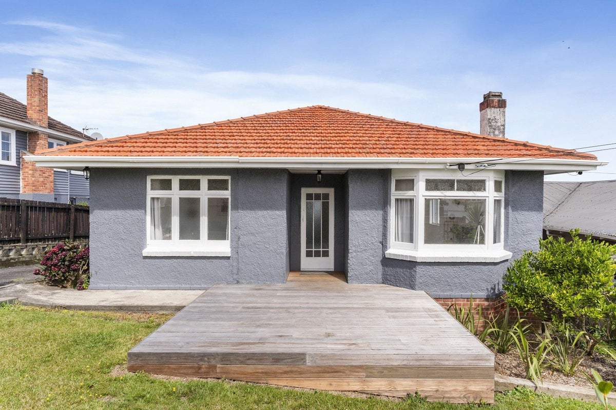 16 Chalmers Street, Avondale, Auckland - Carousel 1