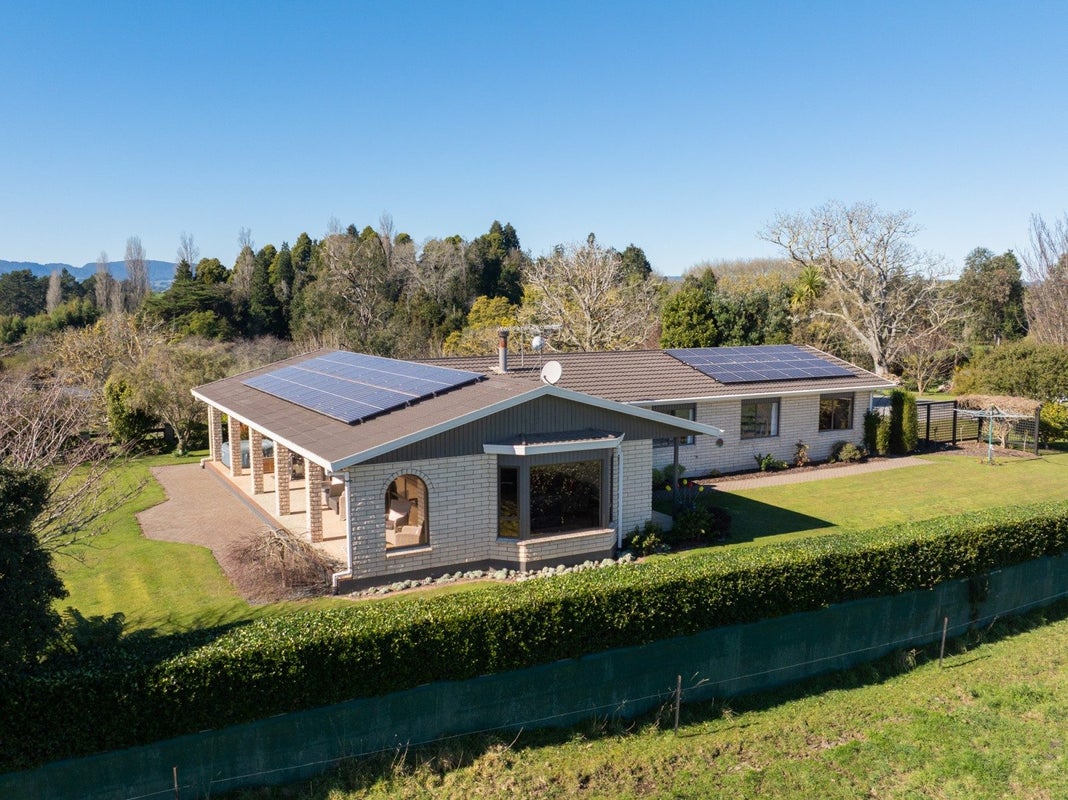 12 Crabb Road, Tirau, South Waikato, Waikato - Carousel 2
