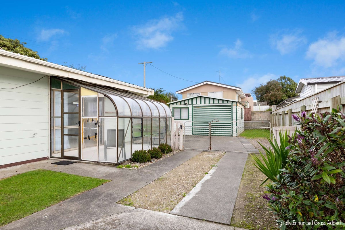 77A Matai Street, Castlecliff, Whanganui - Carousel 16