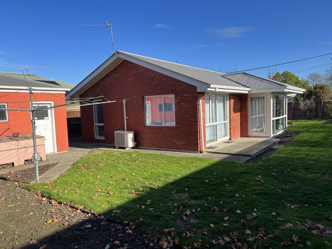 30 Trafalgar Street, St Albans, Christchurch - Carousel 2
