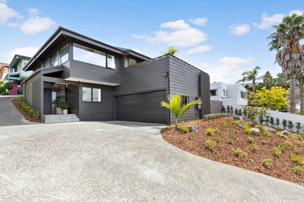 1/39 Parr Terrace, Castor Bay, Auckland - Carousel 1