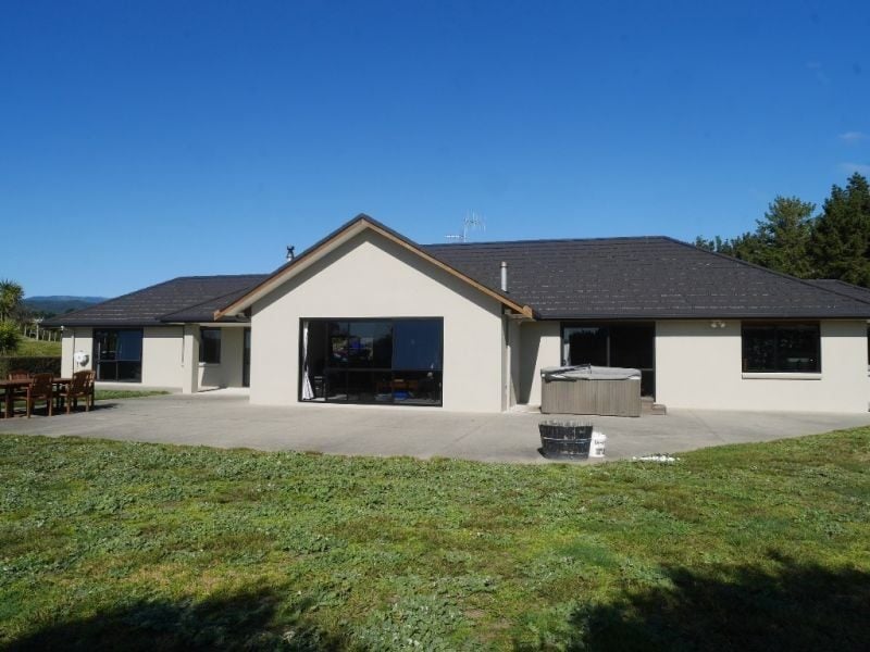 40 Otaihanga Road, Otaihanga, Paraparaumu - Carousel 2