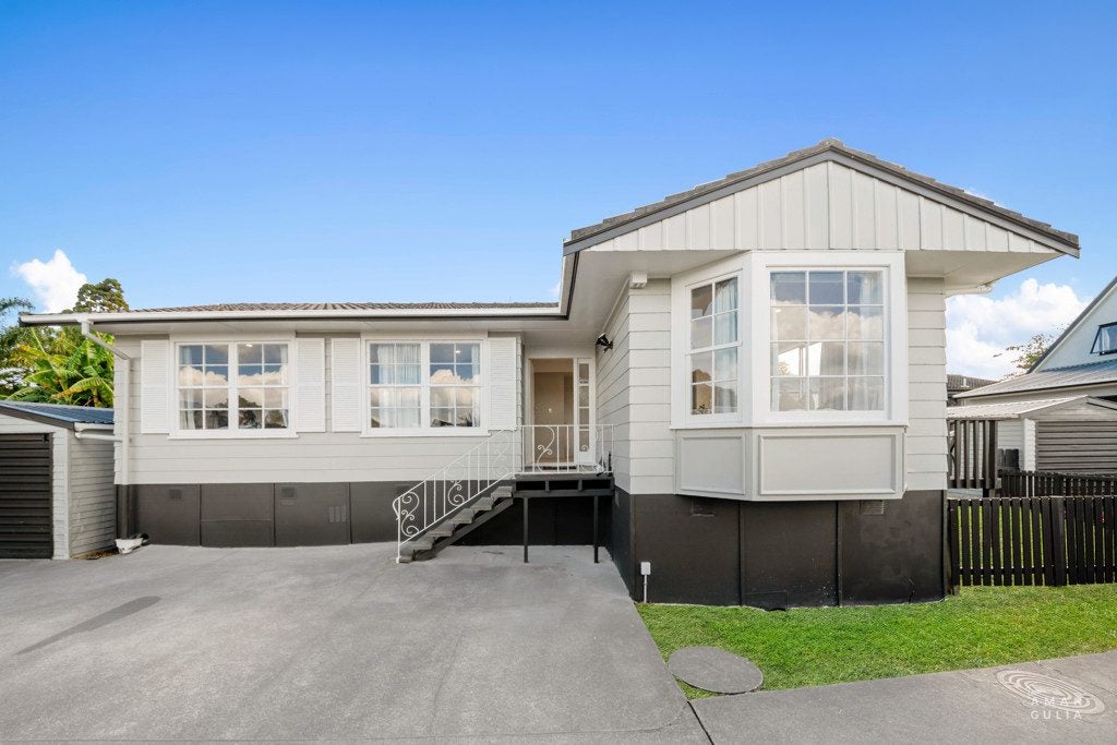 50A Weldene Avenue, Glenfield, Auckland - Carousel 1