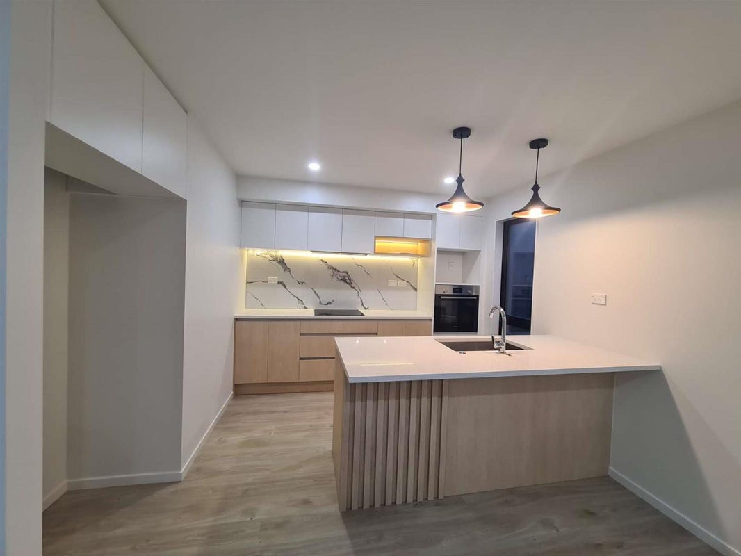 10 Cantina Avenue, Bayview, Auckland - Carousel 2