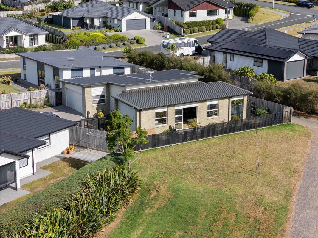 9 Tanner Place, Kamo, Whangarei - Carousel 2