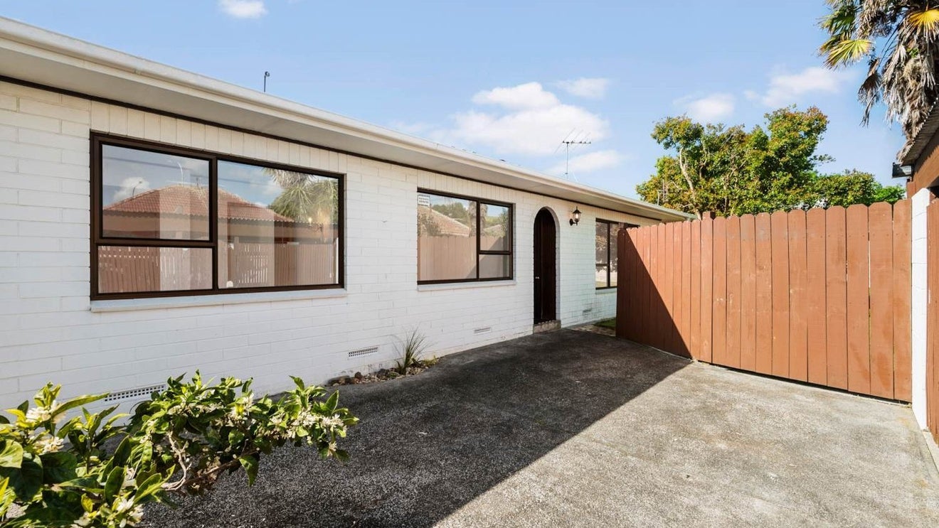 1348A Dominion Road, Mount Roskill, Auckland - Carousel 1