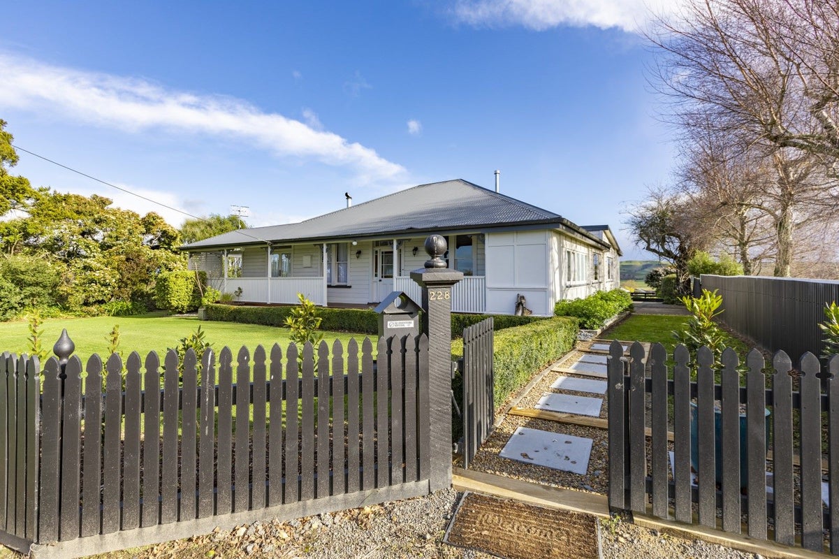228 Porangahau Road, Waipukurau, Waipukurau - Carousel 2