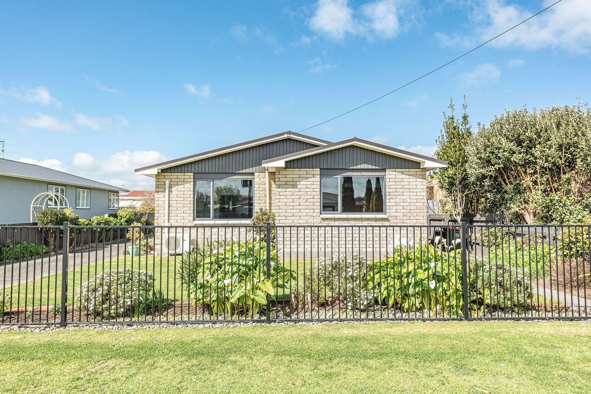 31 Oxford Road, Springvale, Whanganui - Carousel 1