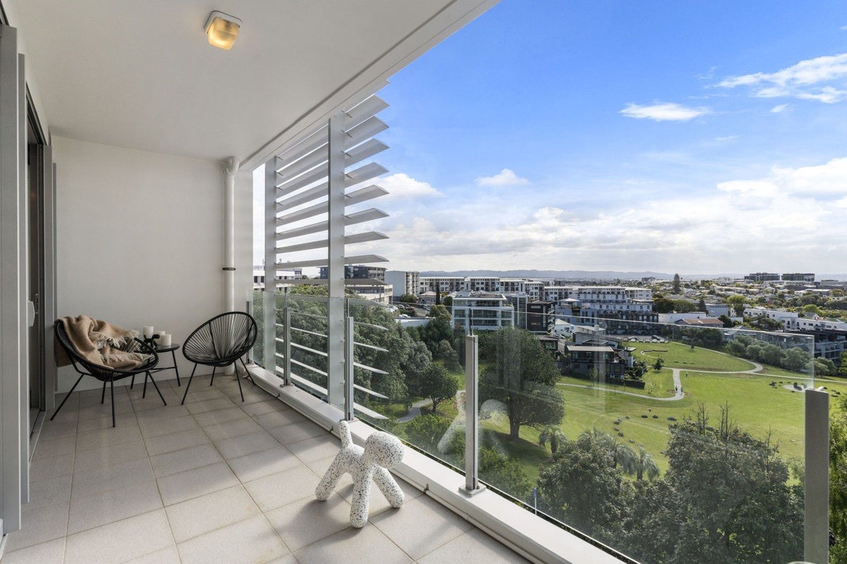 4A/14 Exmouth Street, Eden Terrace, Auckland - Carousel 1
