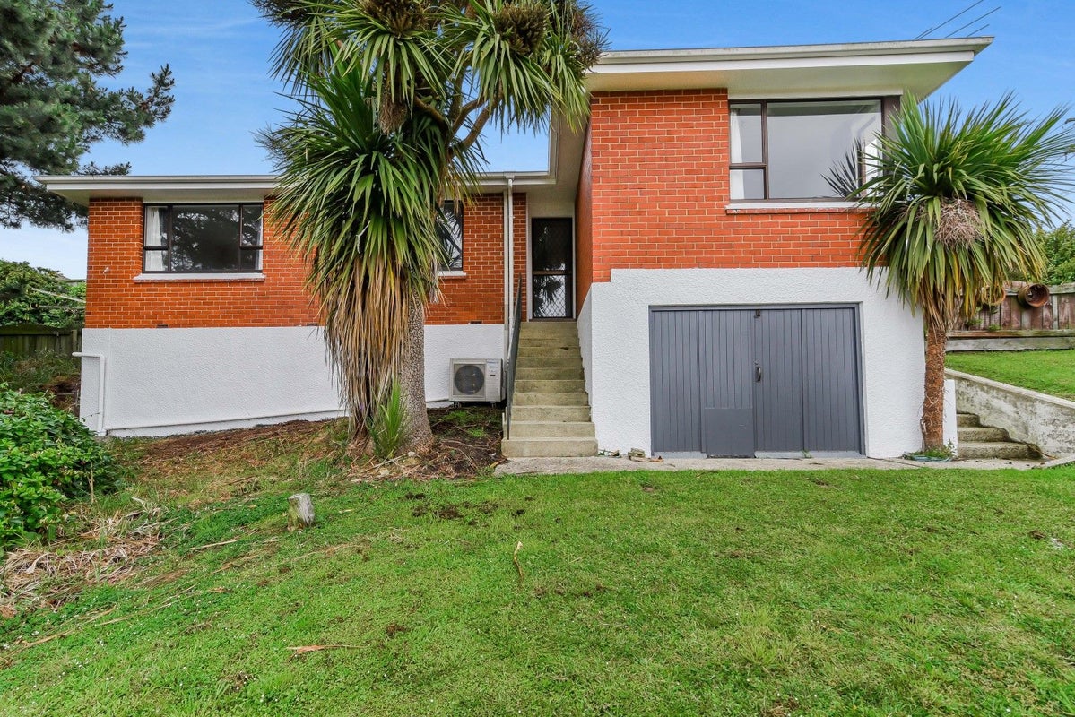 28 Puketai Street, Andersons Bay, Dunedin - Carousel 1