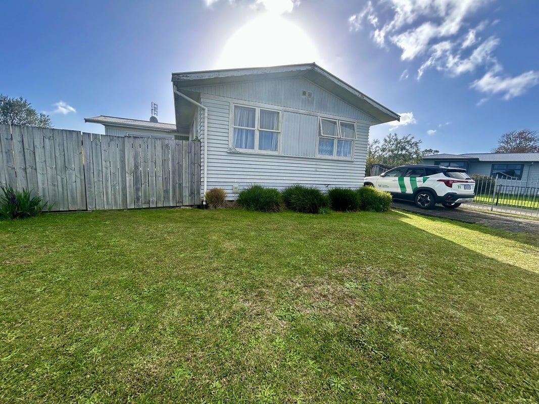 41 Lilac Street, Melville, Hamilton - Carousel 1