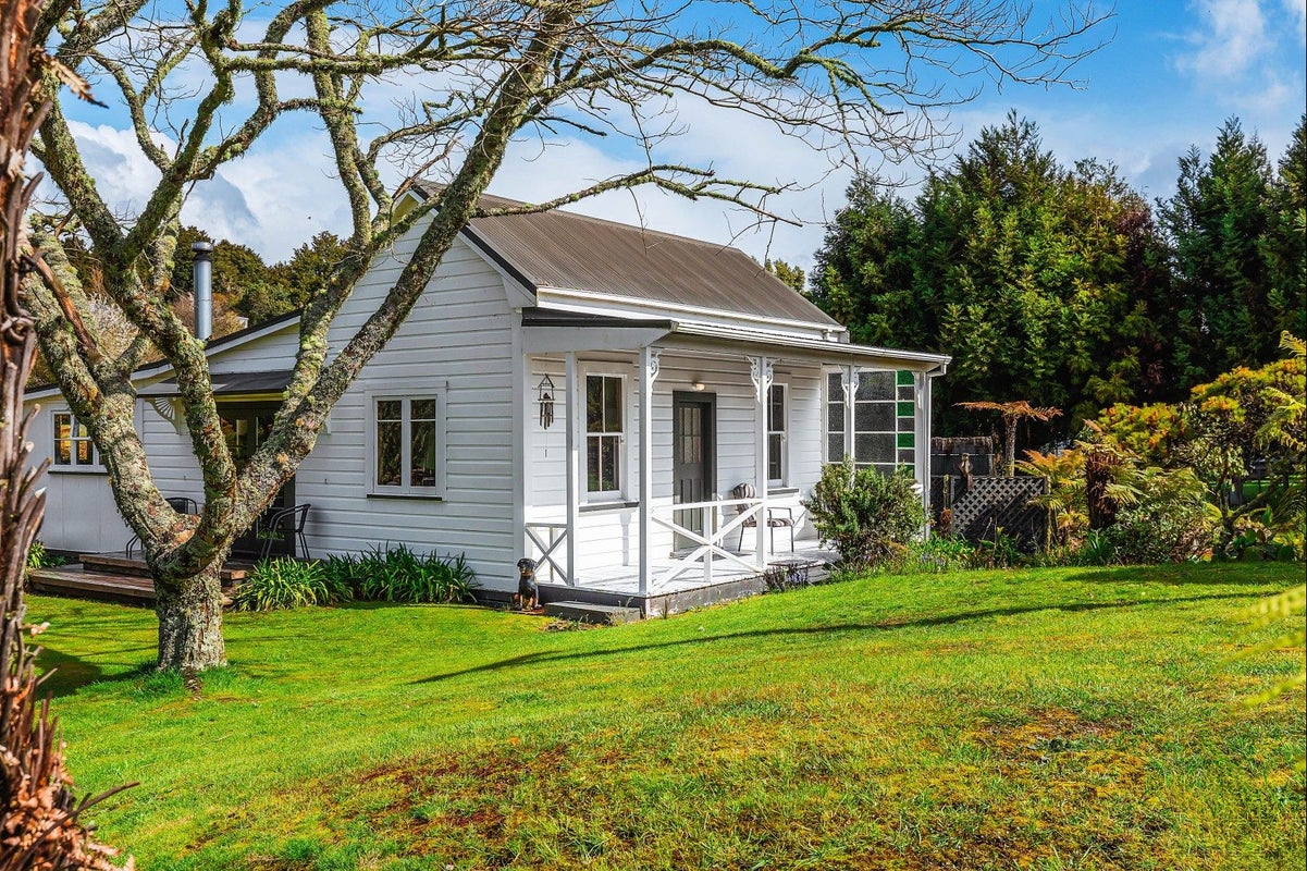 137 Otapouri Road, Owhango - Carousel 2