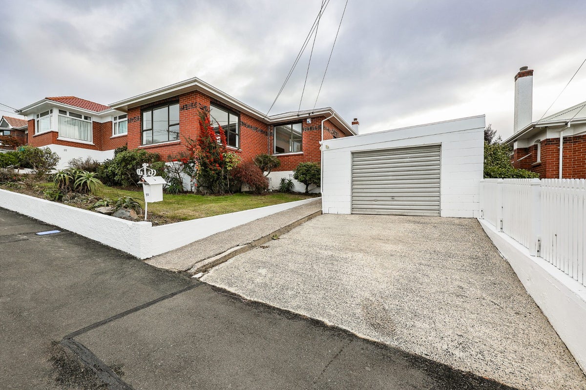 90 Middleton Road, Kew, Dunedin - Carousel 2