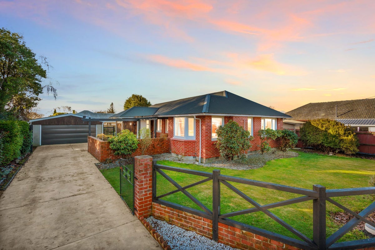 34 Bentley Street, Russley, Christchurch - Carousel 1