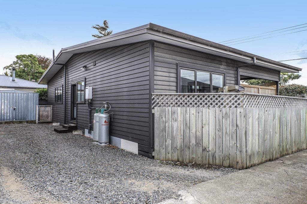 1019 Pakowhai Road, Frimley, Hastings - Carousel 16