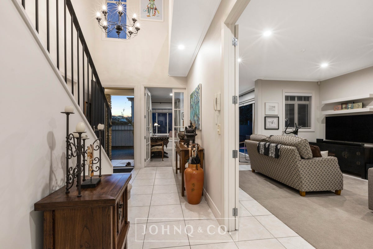 42B Vale Road, St Heliers, Auckland - Carousel 2
