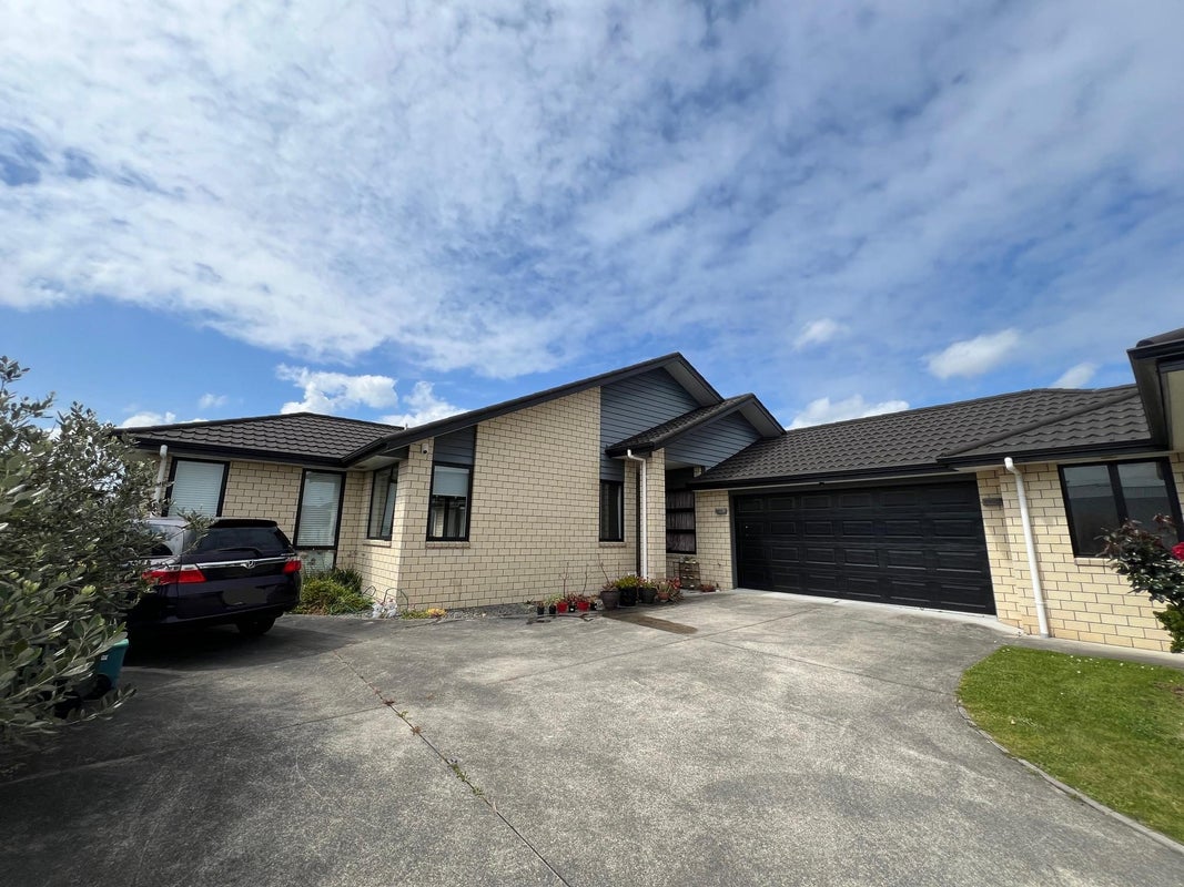 32 Sirius Crescent, Rototuna North, Hamilton - Carousel 1