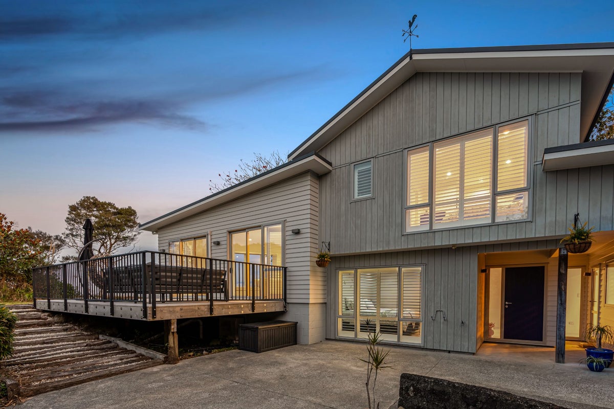 485 Wairere Road, Henderson - Carousel 2