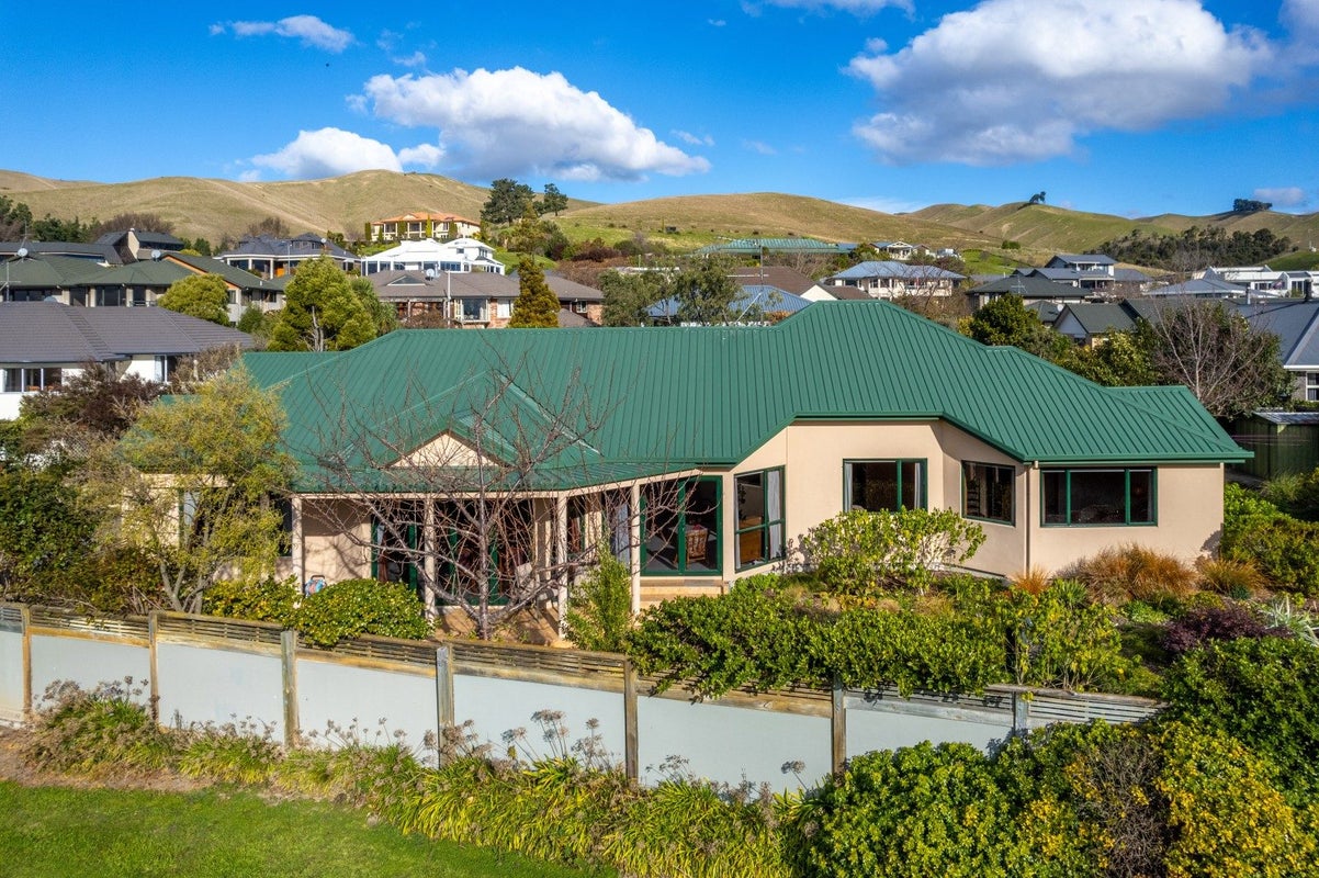 20 Kim Crescent, Witherlea, Blenheim - Carousel 1