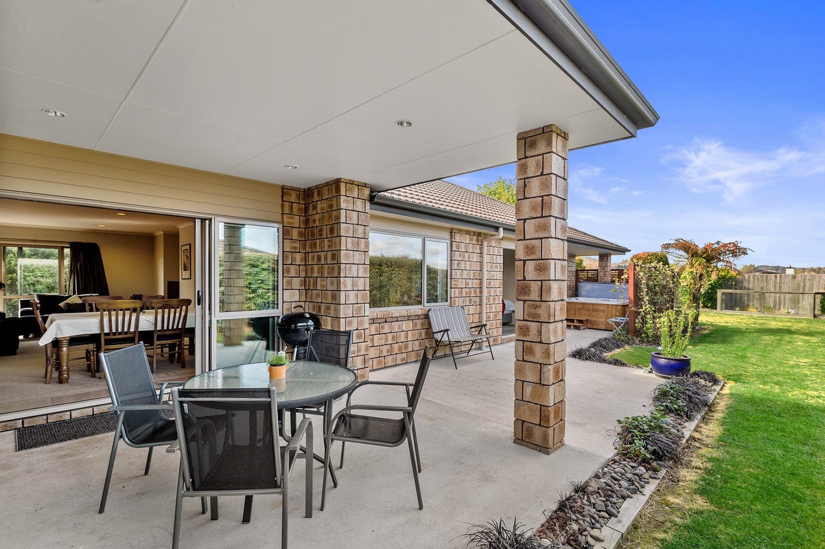 22 Kipling Crescent, Owhata, Rotorua - Carousel 2
