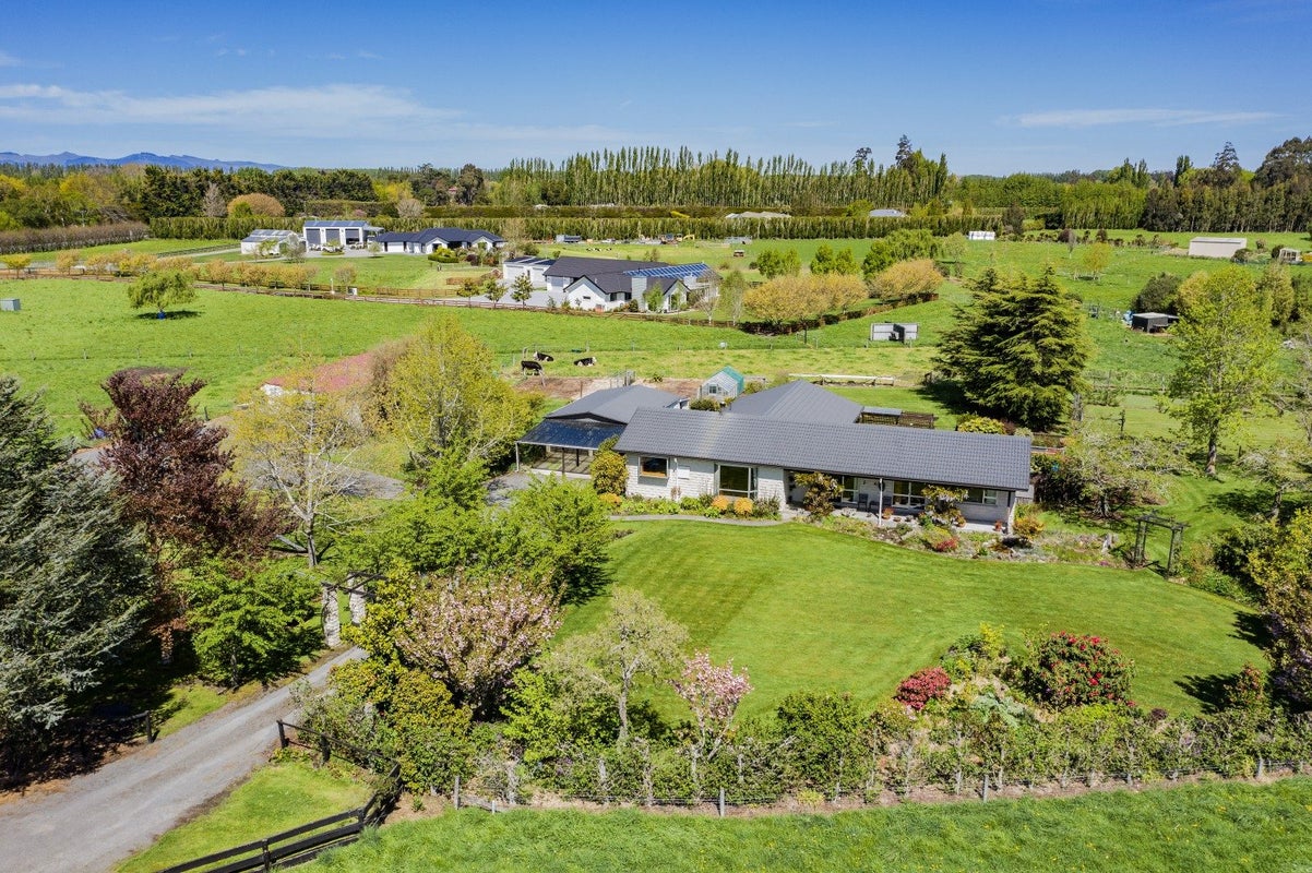 11 Orchard Place, Clarkville, Kaiapoi - Carousel 2