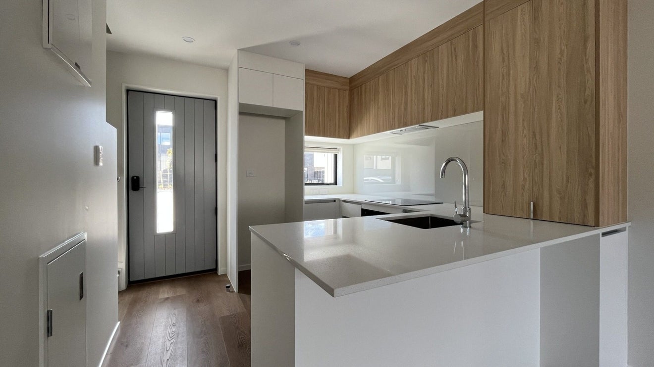 6/476 West Coast Road, Glen Eden, Auckland - Carousel 2