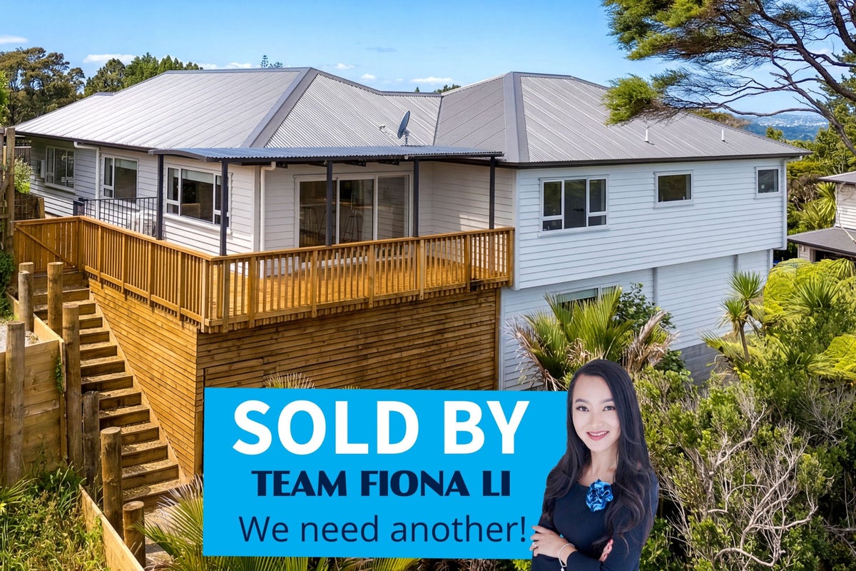 220 Forest Hill Road, Waiatarua, Auckland - Carousel 1