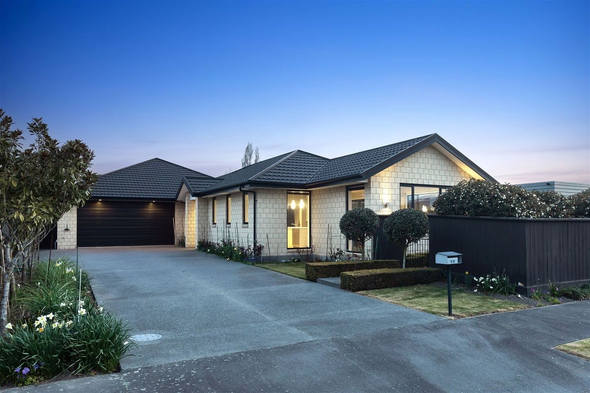 19 Northwater Drive, Northwood, Christchurch - Carousel 1